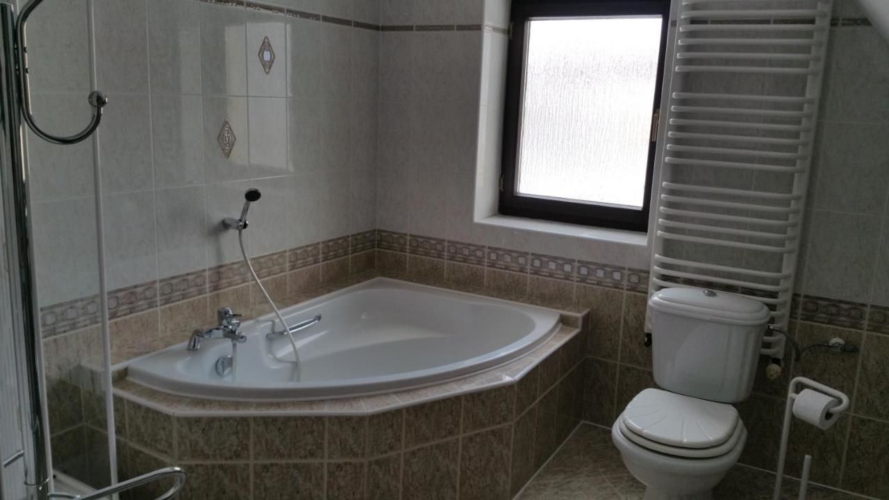 Проживание в семье Apartament w Willi Busola Закопане-24